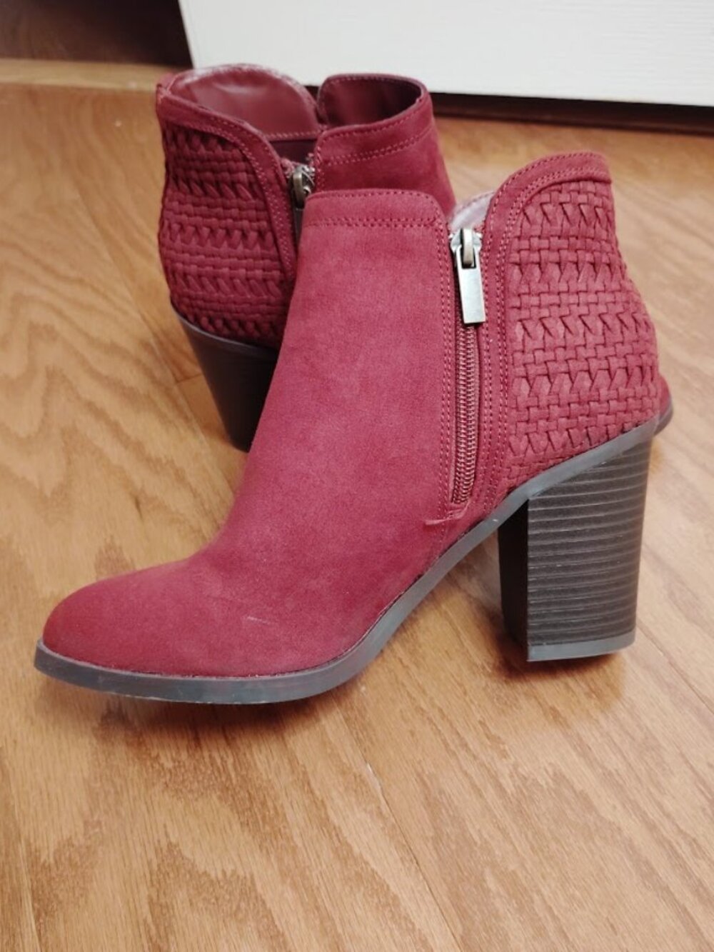 Tru ComfortFoam Women's Boots sz 8